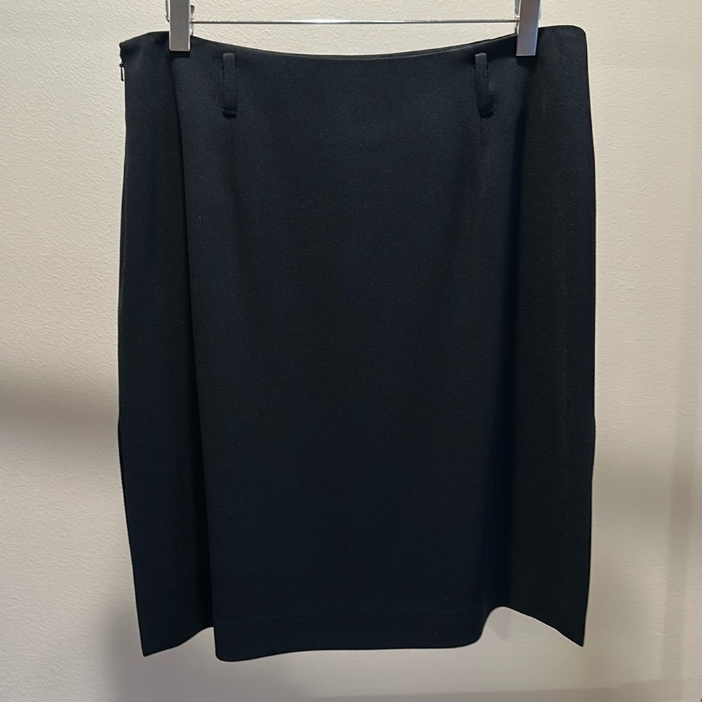 Elegant Black Women's Skirt
